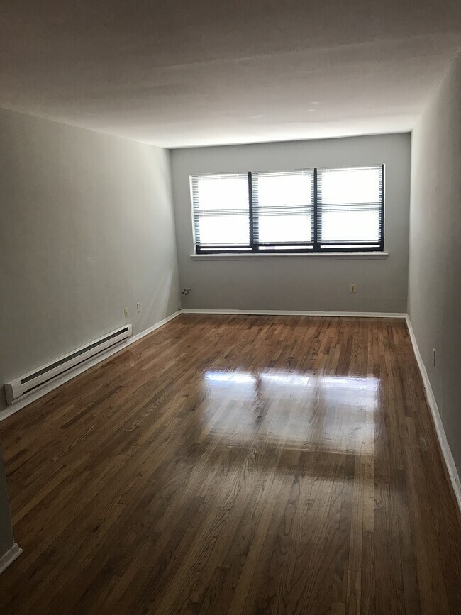 Photo - Dover Hills Apartments