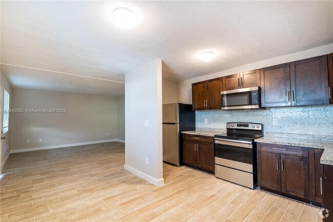 Building Photo - 601 S Flagler Ave Unit 4 Rental