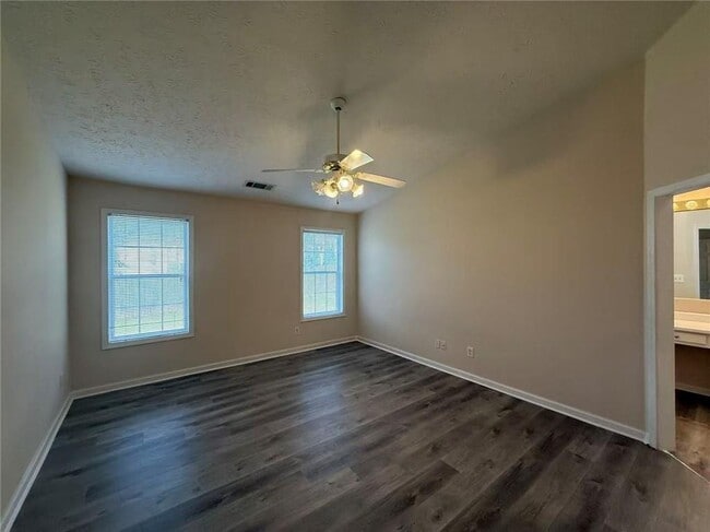 Photo - 3277 Crossfield Ln