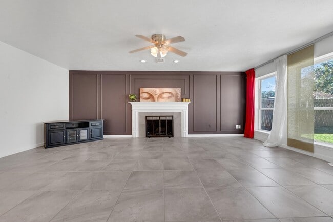 Photo - 4422 Warwick Dr