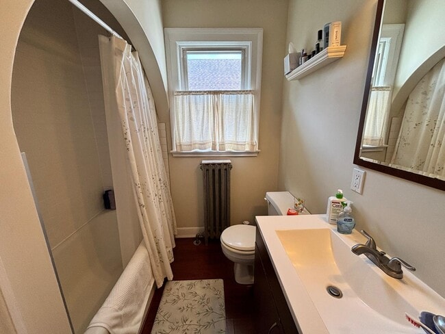 88 Woodlawn St Unit 88 Woodlawn St.