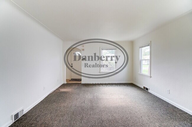 Photo - 919 Brookley Blvd