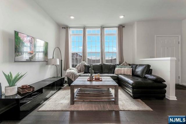 Building Photo - 1 Kennedy Ln