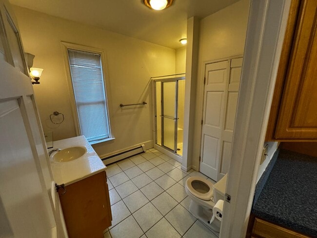 Photo - 337 E 2nd St