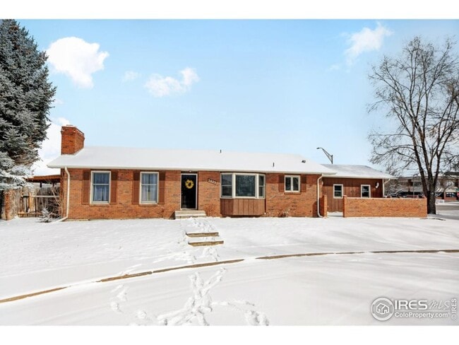 Building Photo - 2823 Gateway Dr Rental