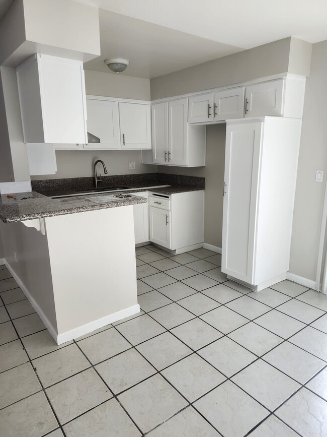 Kitchen area - 12566 Brookshire Ave Apartments Unit 1