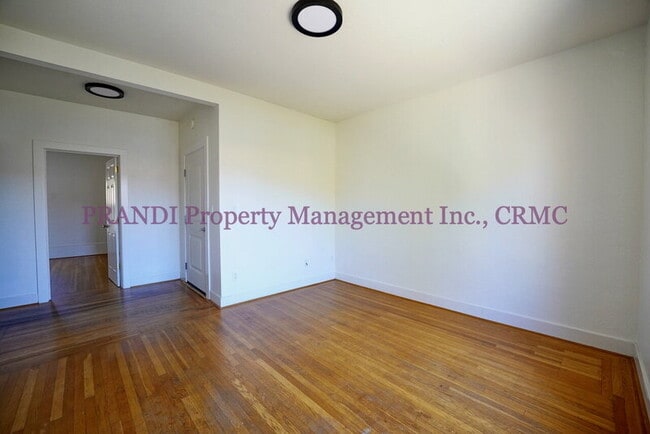 Photo - 139 Park St Unit C
