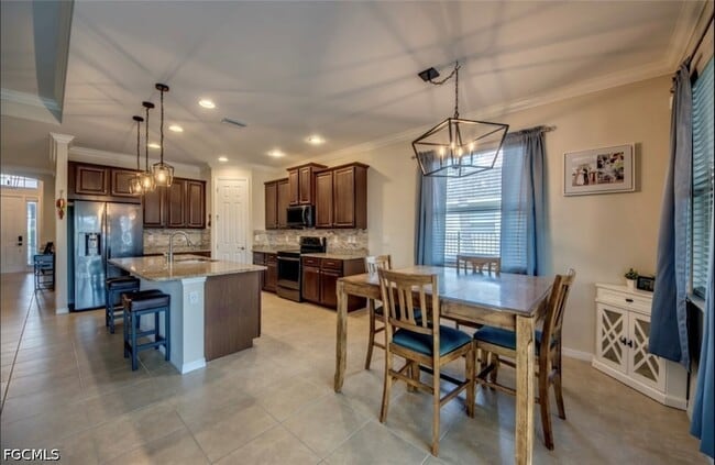 236 Destiny Cir