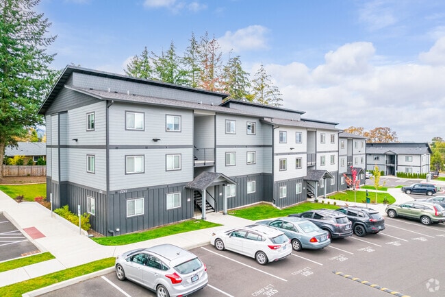 Riverbend Apartments - Riverbend Apartments