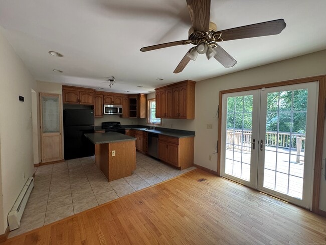 Photo - 753 Evergreen Ave