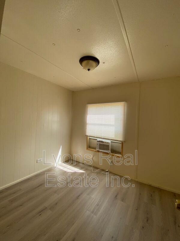 Photo - 8376 Nault Rd