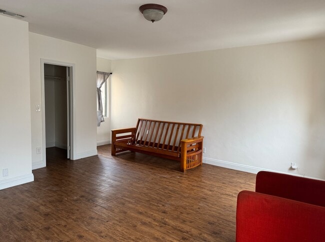 Building Photo - 1008 Hershey Ave Rental