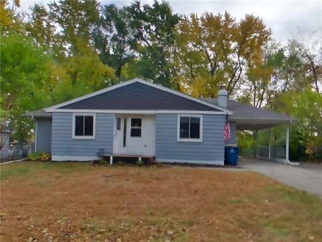 Building Photo - 5406 Utah Ave N