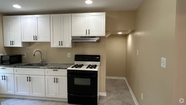 Building Photo - 4308 Ridge Rd Unit B Rental