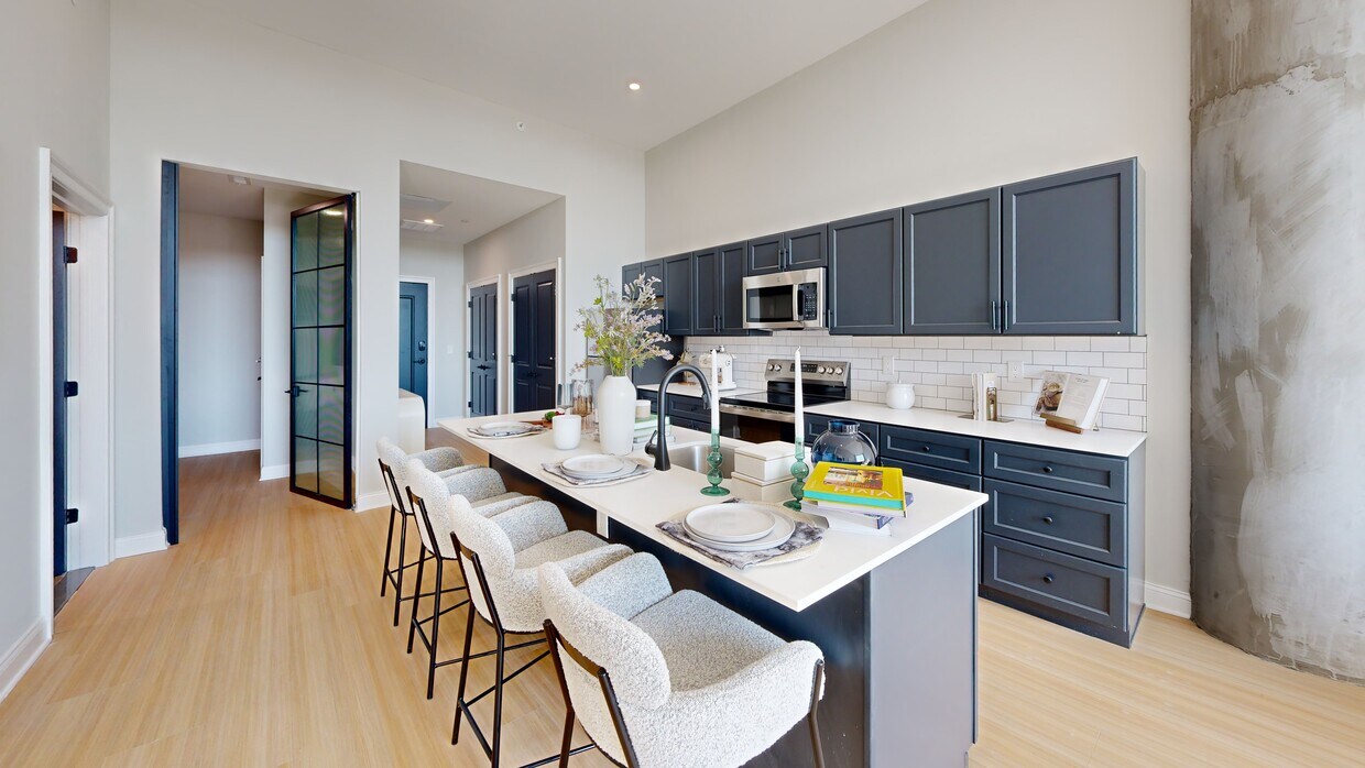 Photo - The Reyburn Apartments