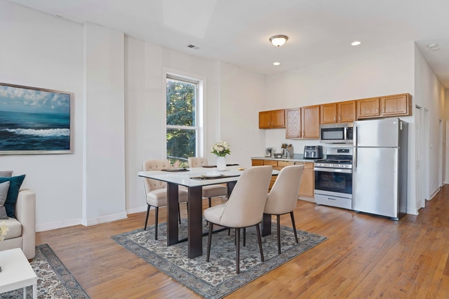 Photo - 2601 W North Ave Unit 2