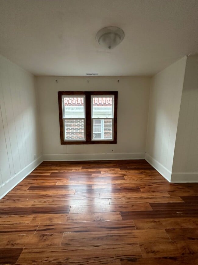 Photo - 2804 W Lincoln Ave Unit 2804A W Lincoln Ave (Upper)