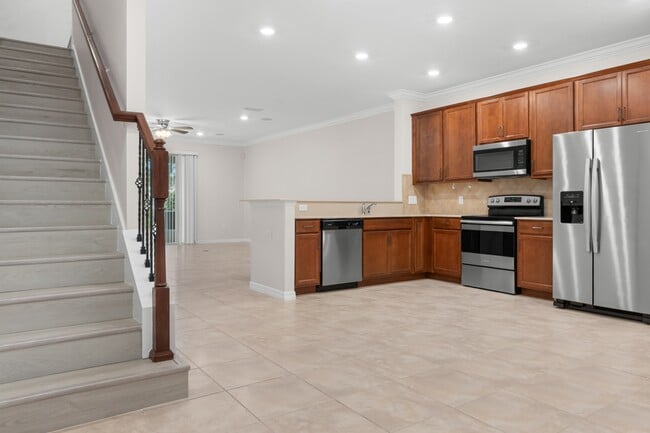 Photo - 3869 Plainview Dr