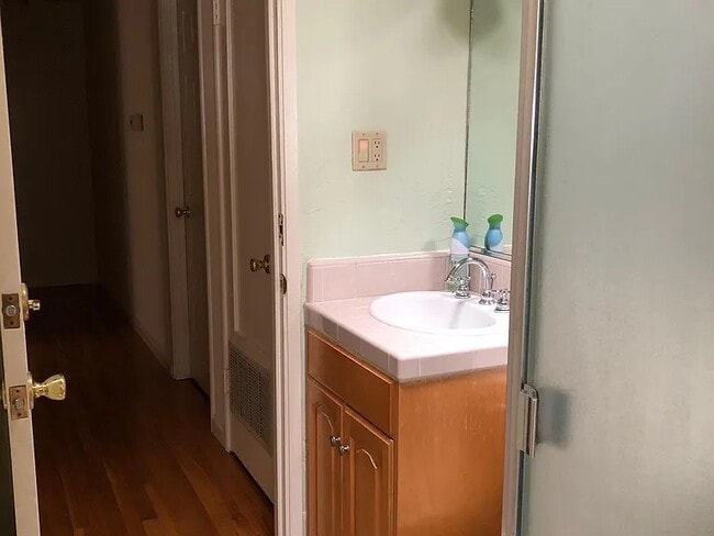 Photo - 1044 Reed St Unit 2 bd