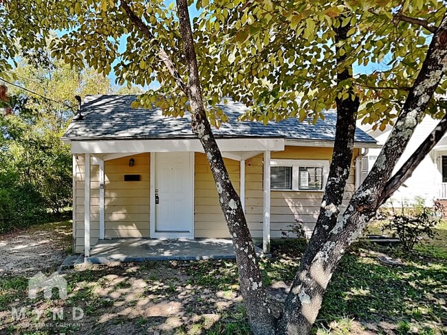 Photo - 511 N Taylor St