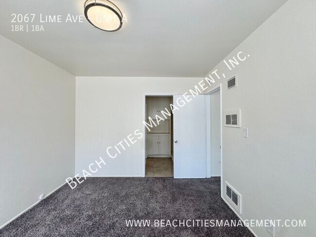 Photo - 2067 Lime Ave Unidad A