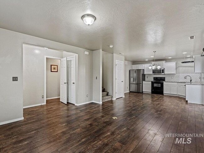 Photo - Immaculate/Charming Home in NW Meridian