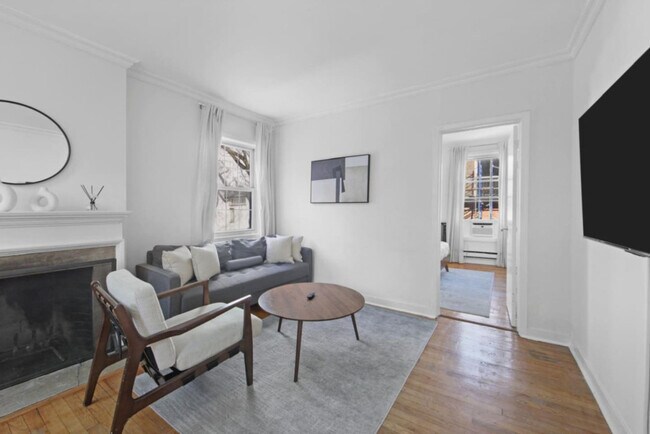 181 W 4th St Unit SI ID1302124P
