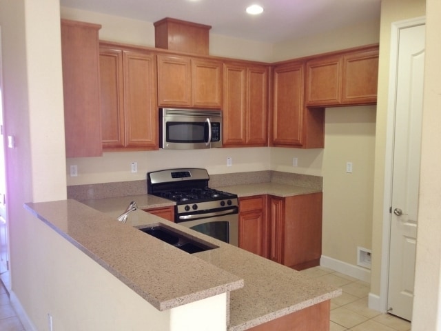 Photo - 3 BEDROOM VACAVILLE BEHIND KAISER HOSPITAL *STAR RENTALS
