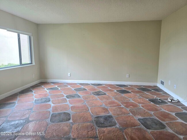 Photo - 1145 N Shannon Ave