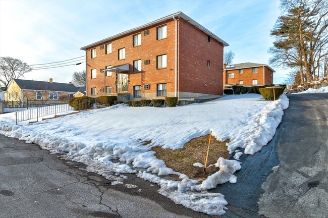 Photo - 72 Martensen St Unidad 2