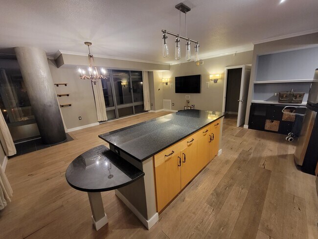 Photo - 475 K St NW Unidad 909