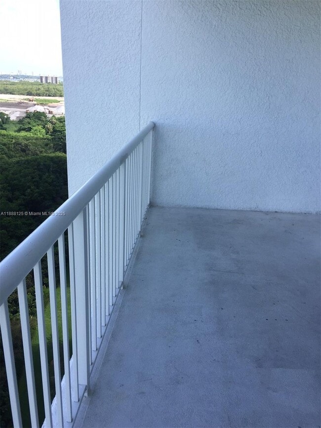 Photo - 15051 Royal Oaks Ln Unidad 1501