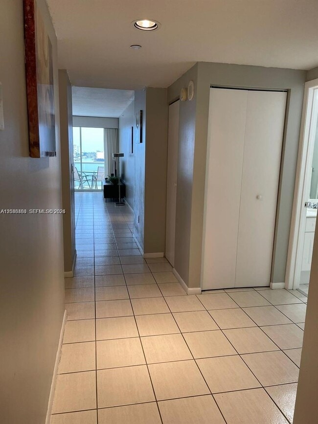 Photo - 17050 N Bay Rd Unit 407