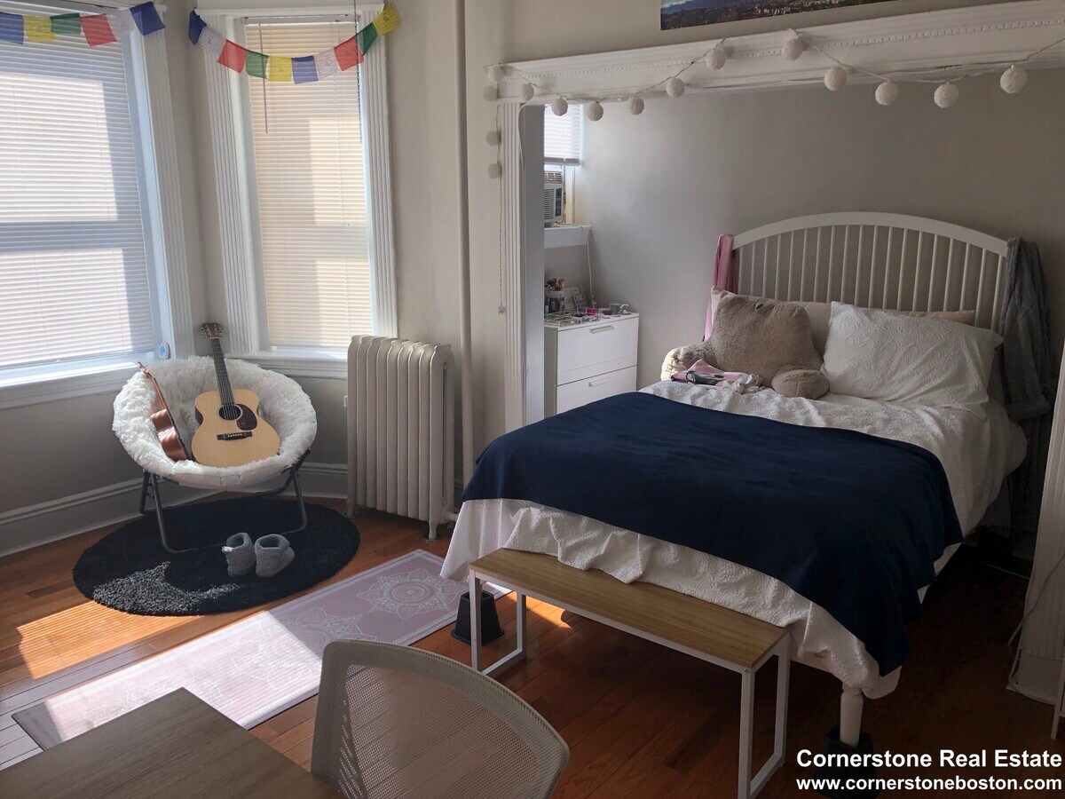 Photo - 65 Burbank St Unit 4