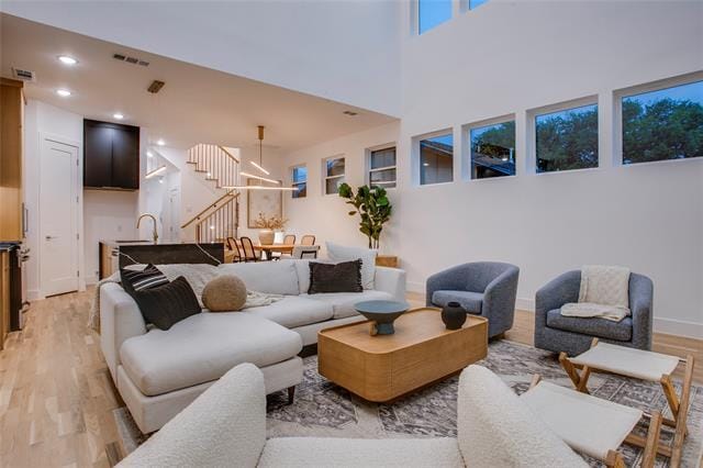 Photo - 2313 S Vernon Ave