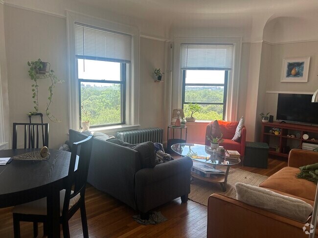Building Photo - 1010 Massachusetts Ave Unit 66 Rental