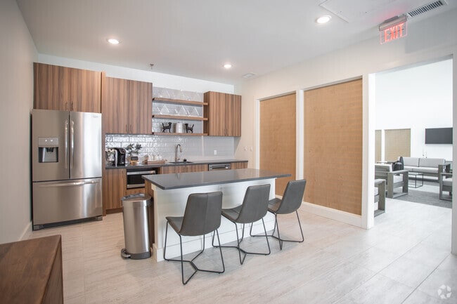 Clubhouse - Kitchen - South Beach Apartments