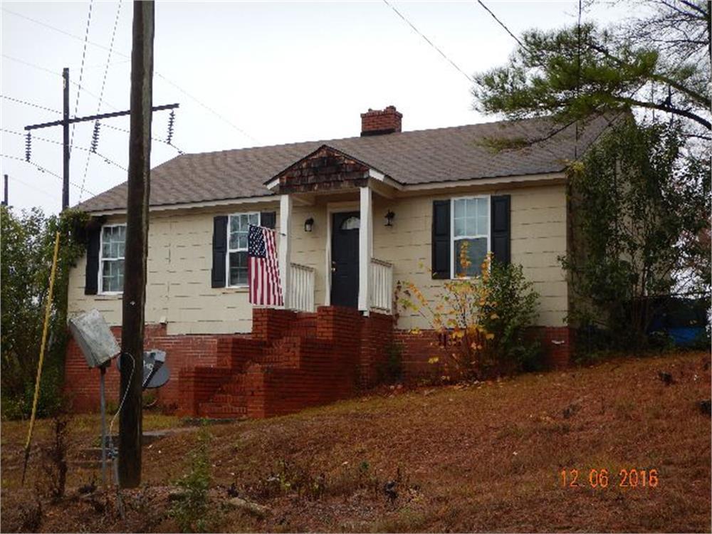 Photo - 781 Matheson Rd
