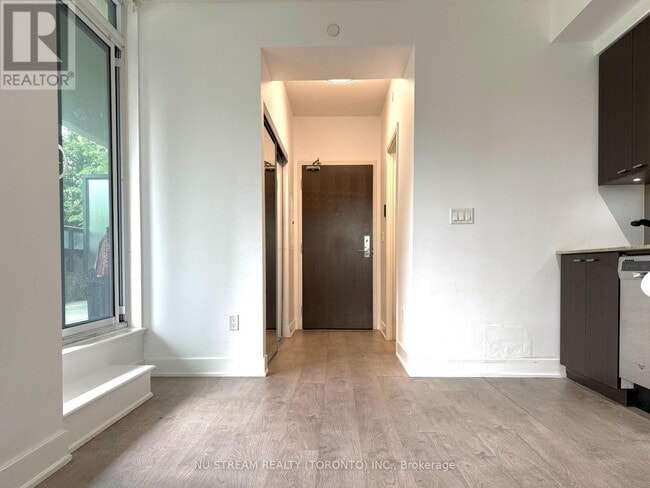 Photo - 88 Sheppard Ave E Unit 211
