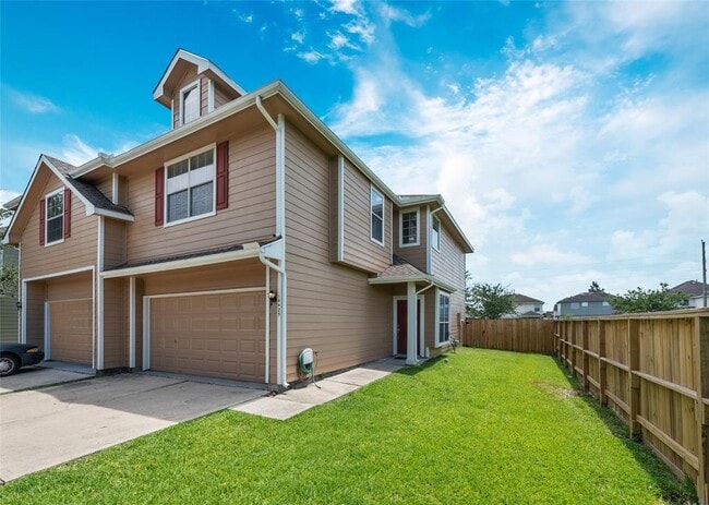 Building Photo - 14425 Rosehedge Ct Rental