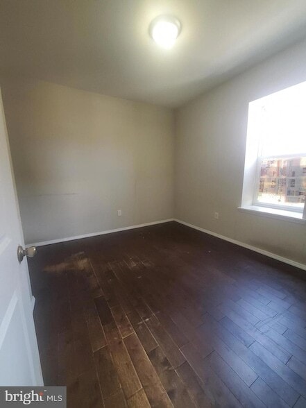 Photo - 5052-54-5054 Walnut St Unit 301