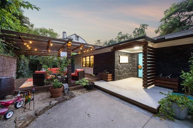 Building Photo - 1657 Nob Hill Rd Rental