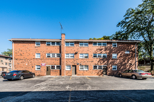 Building Photo - 14026 S School St Rental