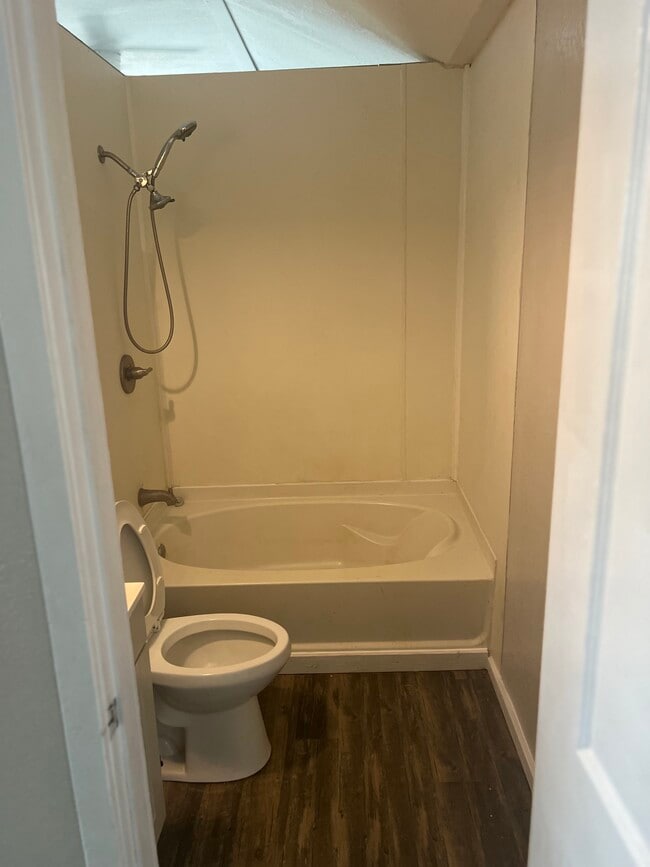 Photo - 174 Jaycrest