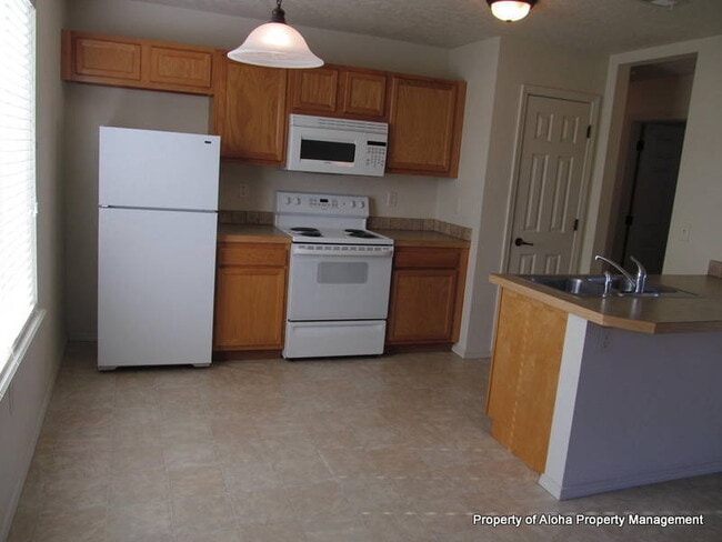 Photo - 1053 W Pine Ave
