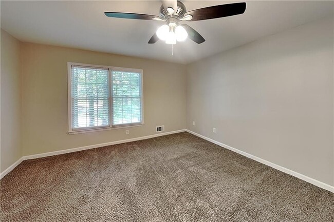 Photo - 287 Jamie Dr