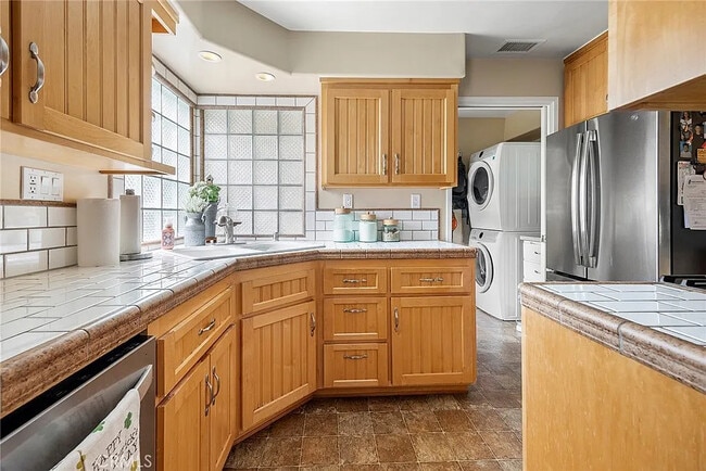 Photo - 135 N Yale Ave