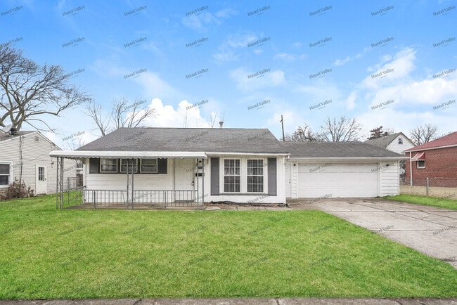 Building Photo - 11856 St John Ave