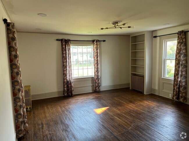 Building Photo - 1400 Titus Ave Rental