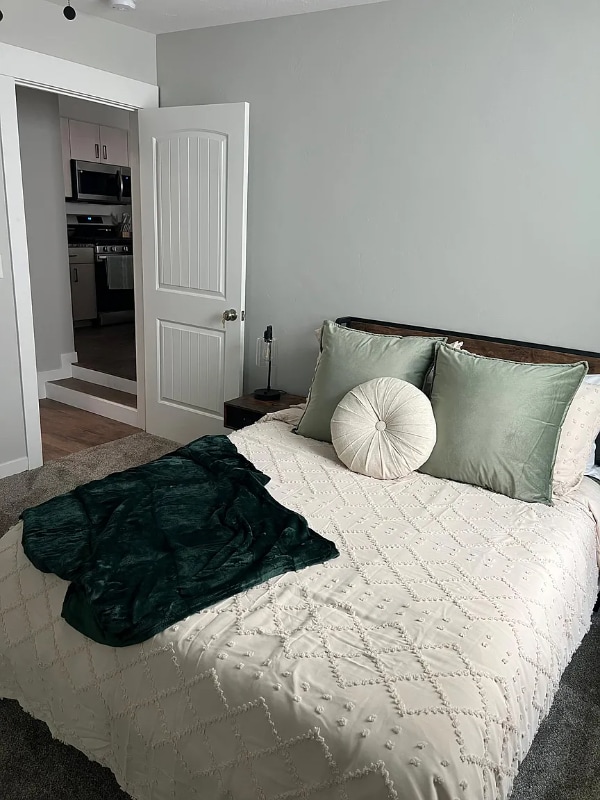 Photo - 418 W 18th St